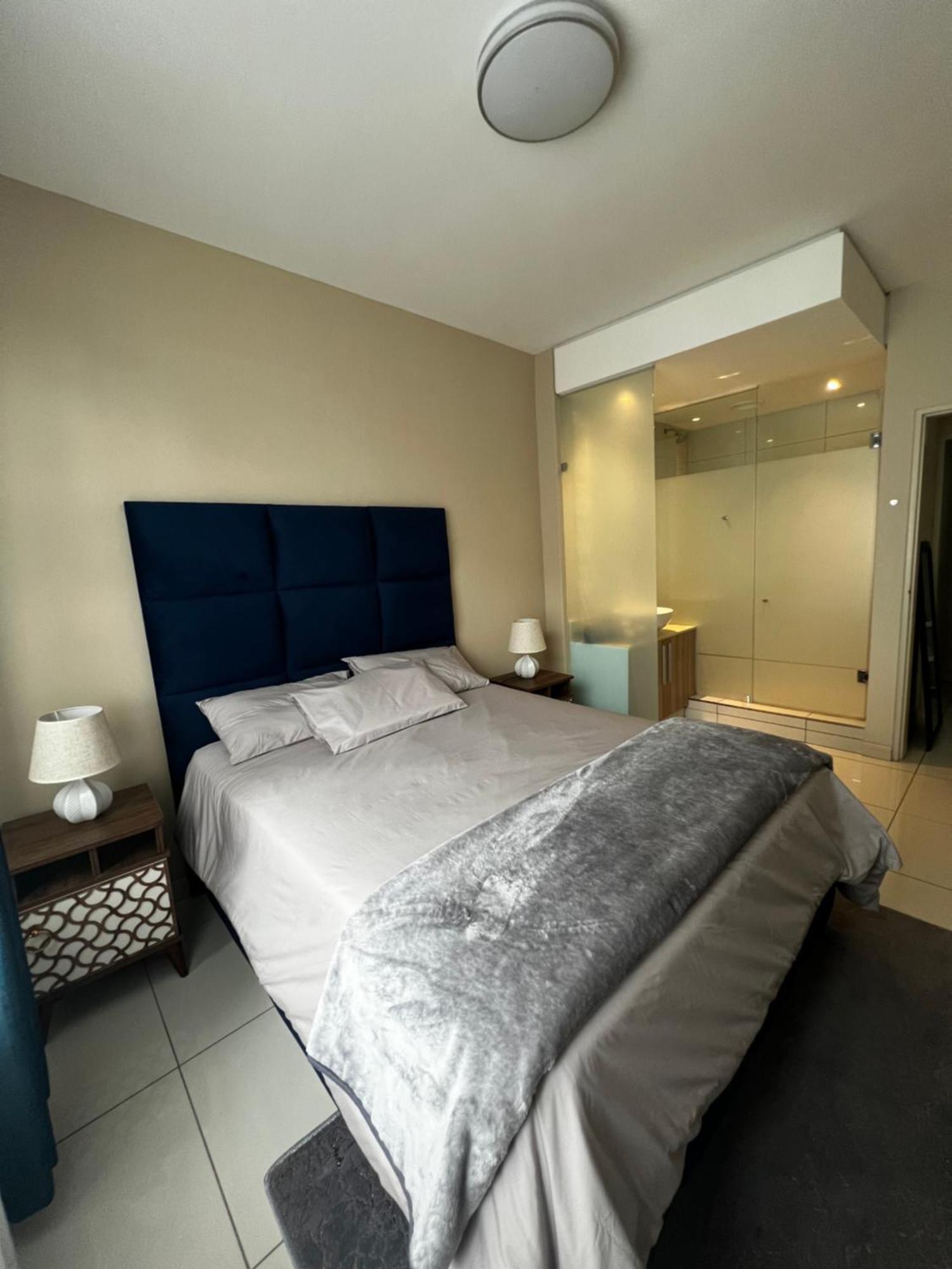 Apartamento Tyrwhitt Apartment, Rosebank Joanesburgo