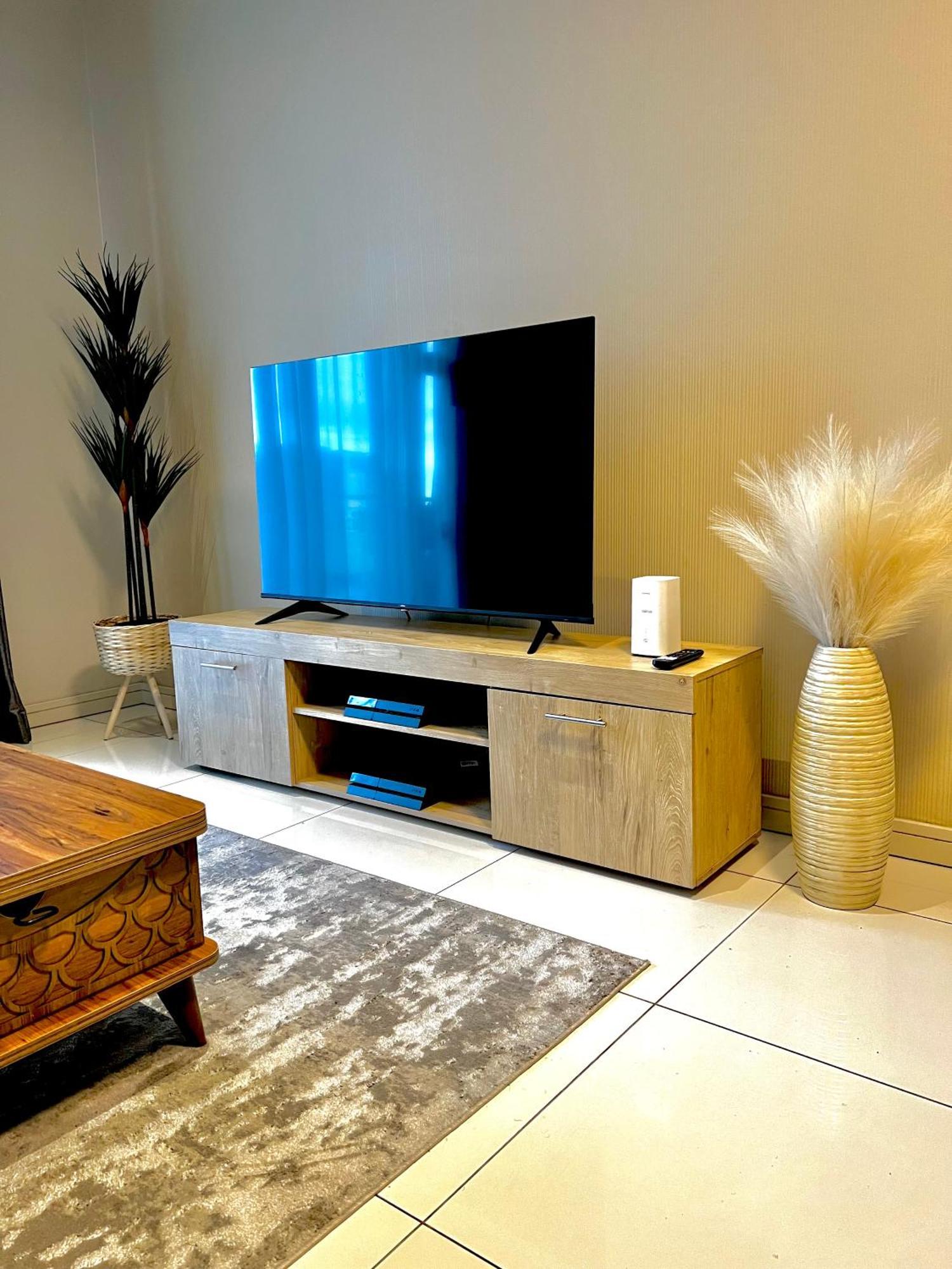 Apartamento Tyrwhitt Apartment, Rosebank Joanesburgo
